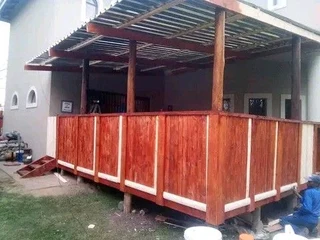 Wendyhouses and loghomes