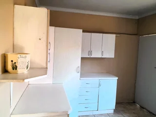 Freestanding House to Let – Poets Corner, Malvern