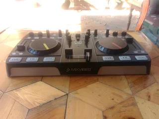 Mixvibes u-mix control 2