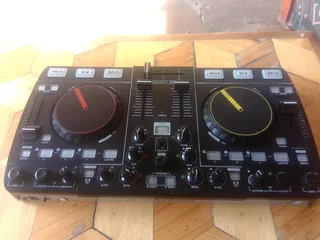 Mixvibes u-mix control 2