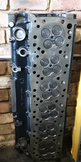 Reconditioned truck cylinder heads