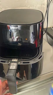 Fridge - Ad posted by Tabbie Mokumo