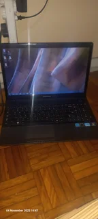 Samsung  Np300 core laptop