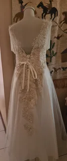 Brand new wedding dress