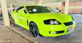 2005 Hyundai Tiburon Coupe