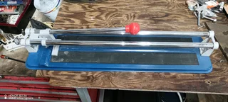 Tile cutter