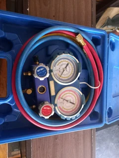 Valve Manifold Gauges