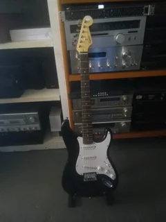 Fender Squier stratocaster Electric Guitar
