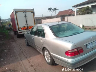 2000 Mercedes-Benz E-Class Sedan