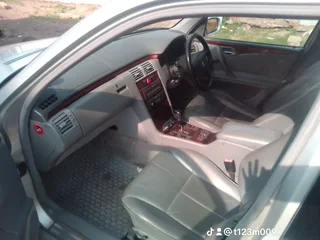 2000 Mercedes-Benz E-Class Sedan