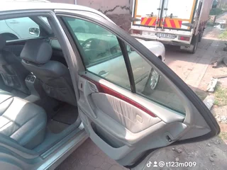 2000 Mercedes-Benz E-Class Sedan