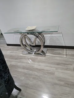 Console table