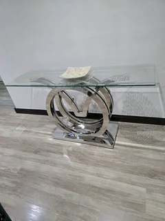Console table