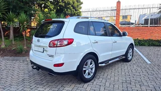 2011 Hyundai Santa-Fe 2.2 CRDi AWD Auto/Diesel243 000kmServices recordedFull