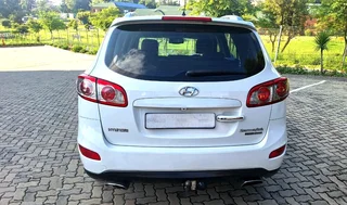 2011 Hyundai Santa-Fe 2.2 CRDi AWD Auto/Diesel243 000kmServices recordedFull