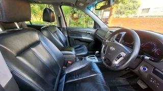 2011 Hyundai Santa-Fe 2.2 CRDi AWD Auto/Diesel243 000kmServices recordedFull