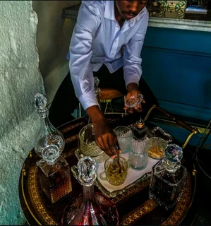 Bartender /Barista / Mixologist