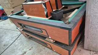 Pool table BRAND NEW COIN SLOT