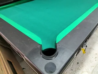 Pool table BRAND NEW COIN SLOT