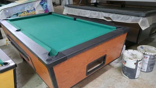 Pool table coin operated BRAND NEW R9999