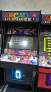 Arcade machine coin operated R4500