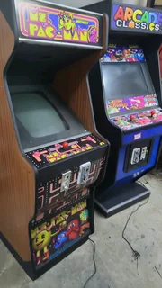 Amusement machine coin operated refurbished R3300