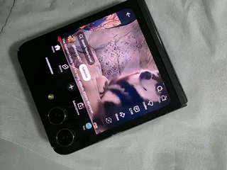 Samsung galaxy flip 5 256gb, 8gb ram