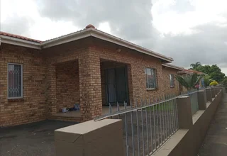 Malvern - Easy Access to Mall &amp; M7