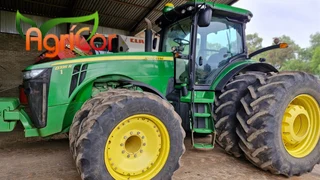 2013 John Deere 8335R TRP1068