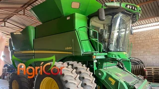 2017 John Deere S680 STT305