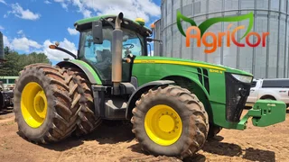 2017 John Deere 8295R TRN845