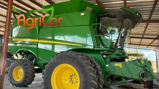 2015 John Deere S670 STJ341
