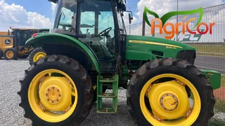 2017 John Deere 5090EH TRT1037