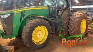 2018 John Deere 8245R TRF2739