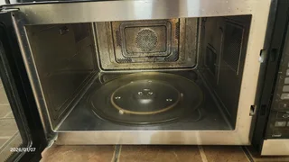 Samsung Microwave CS1660ST