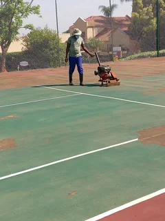 Tennis courts resurfacing and fencing call 0731345697