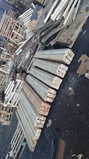 Pallet wood and plywood boards