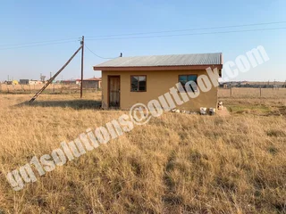 2 Bedroom Habitable Start Up Home For Sale at Link Administrative Area, Mthatha