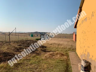2 Bedroom Habitable Start Up Home For Sale at Link Administrative Area, Mthatha