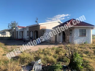 5 Bedroom Home For Sale at Chris Hani Park C, Mthatha
