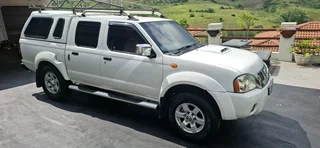 2016 diesel np300 hardbody 4x2