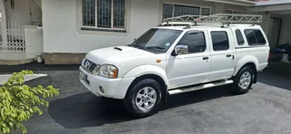 2016 diesel np300 hardbody 4x2