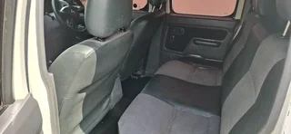 2016 diesel np300 hardbody 4x2