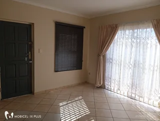 2 Bedroom House For Rent (NO PETS) - Broadlands Village Strand