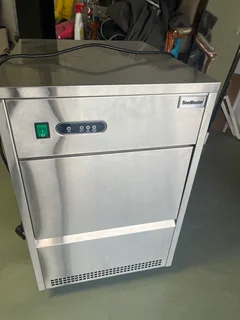 Snomaster ice machine s26