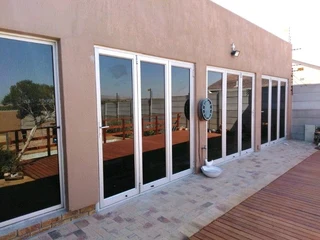 Glass tinting &amp; UV glare reduction