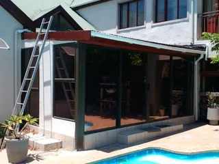 Reflective &amp; non reflective solar control to glass