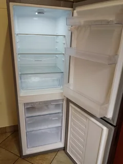 Defy Fridge Freezer 247l