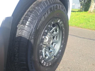 2017 Nissan NP300 Hardbody petrol