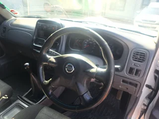 2017 Nissan NP300 Hardbody petrol